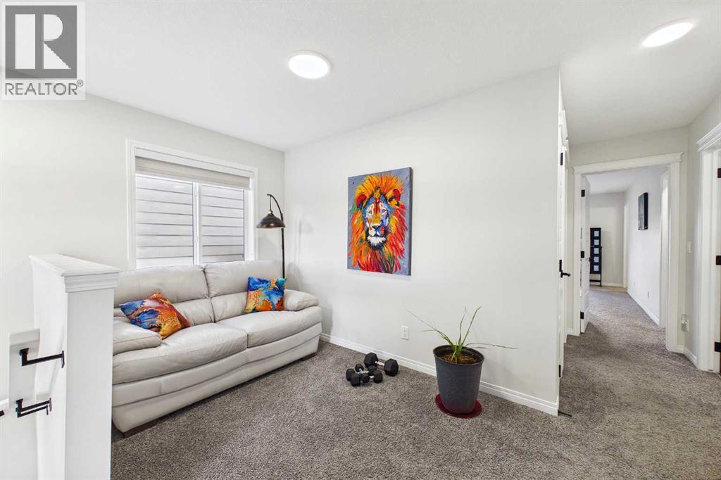 24 Rowmont Common NW, Calgary, Alberta  T3L 0L3 - Photo 19 - A2345530