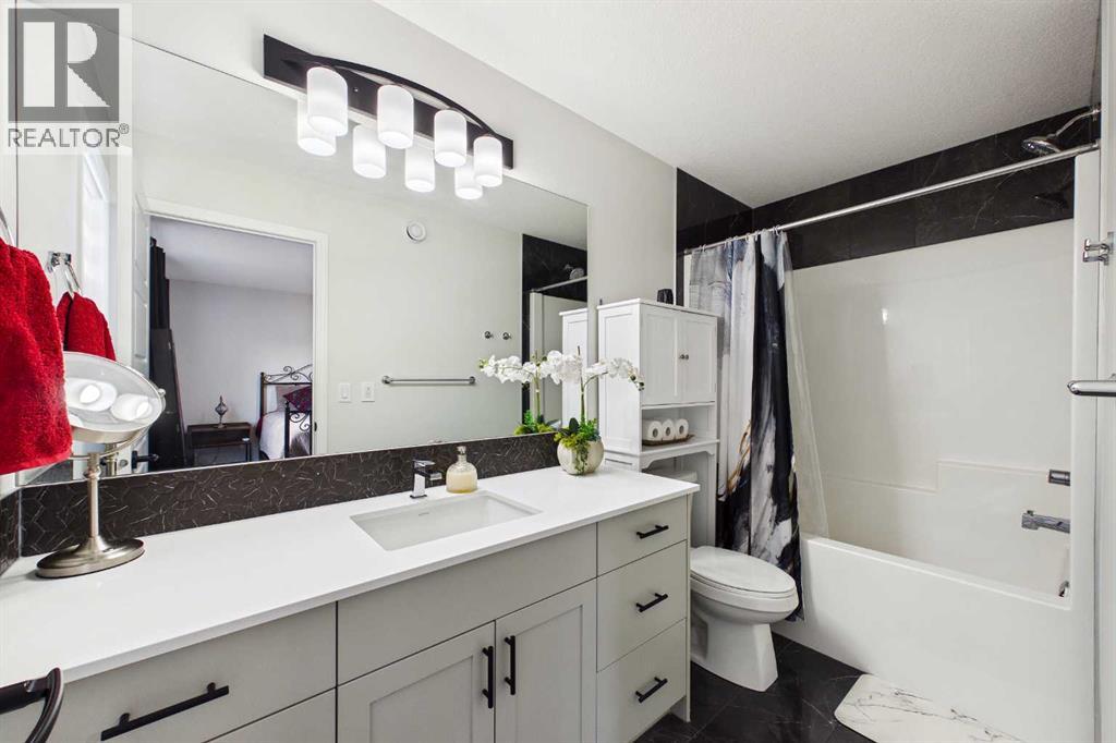 24 Rowmont Common NW, Calgary, Alberta  T3L 0L3 - Photo 23 - A2345530