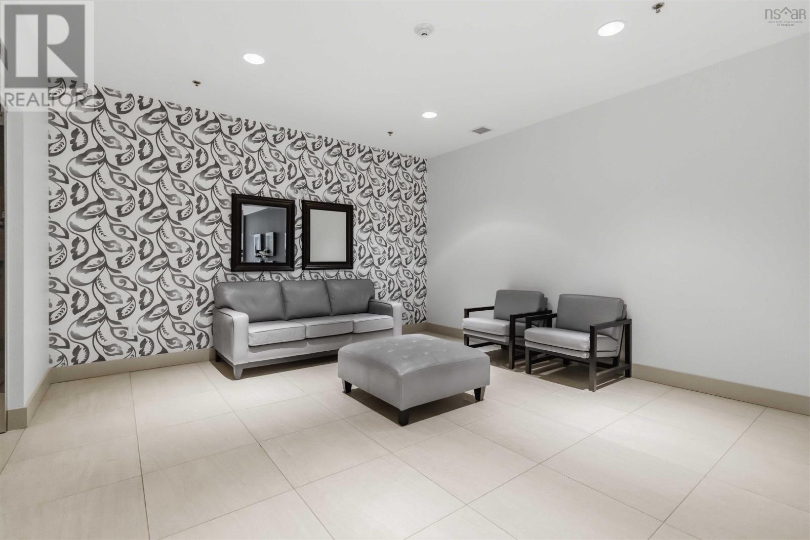 207 220 Waterfront Drive photo 36