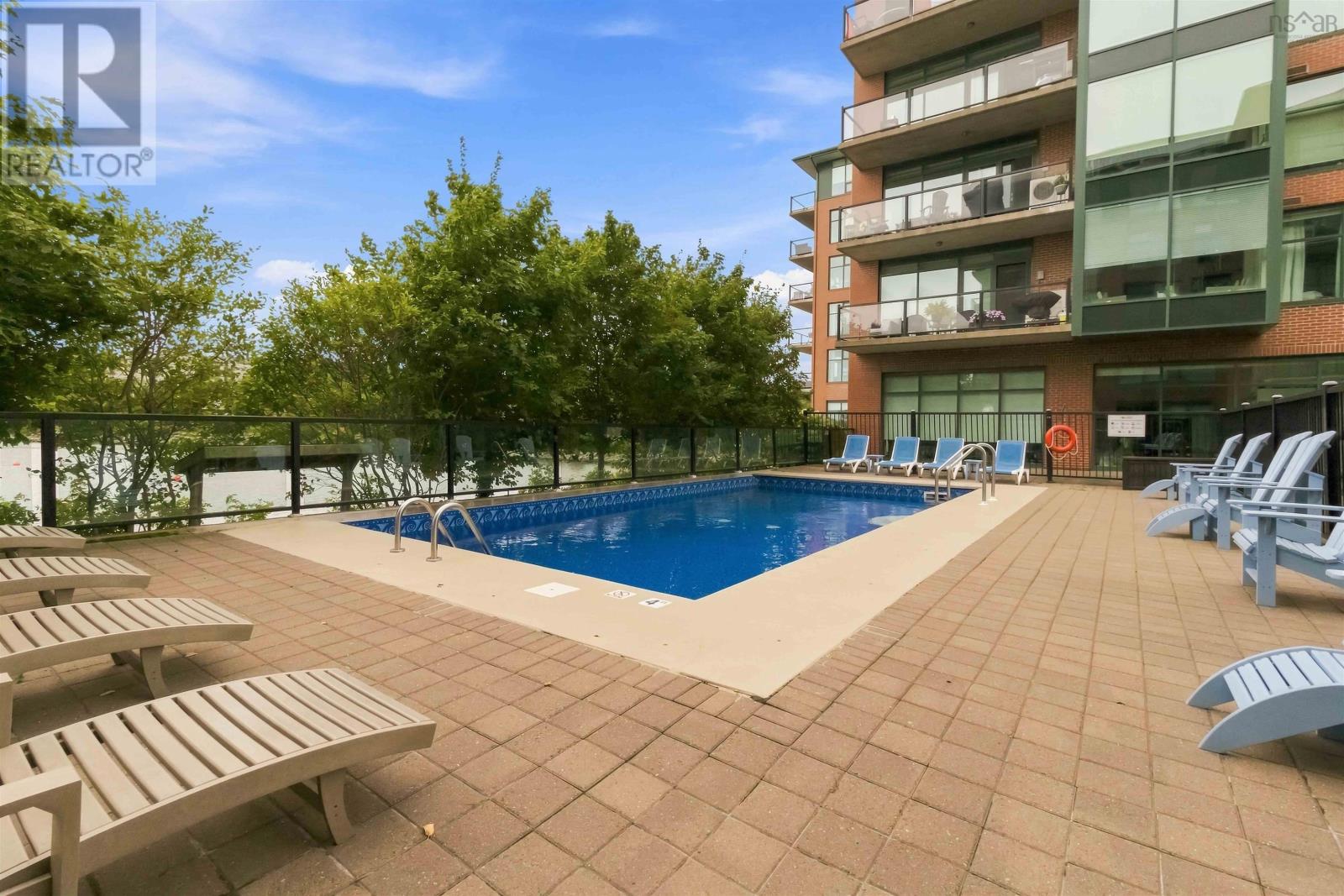 207 220 Waterfront Drive photo 46