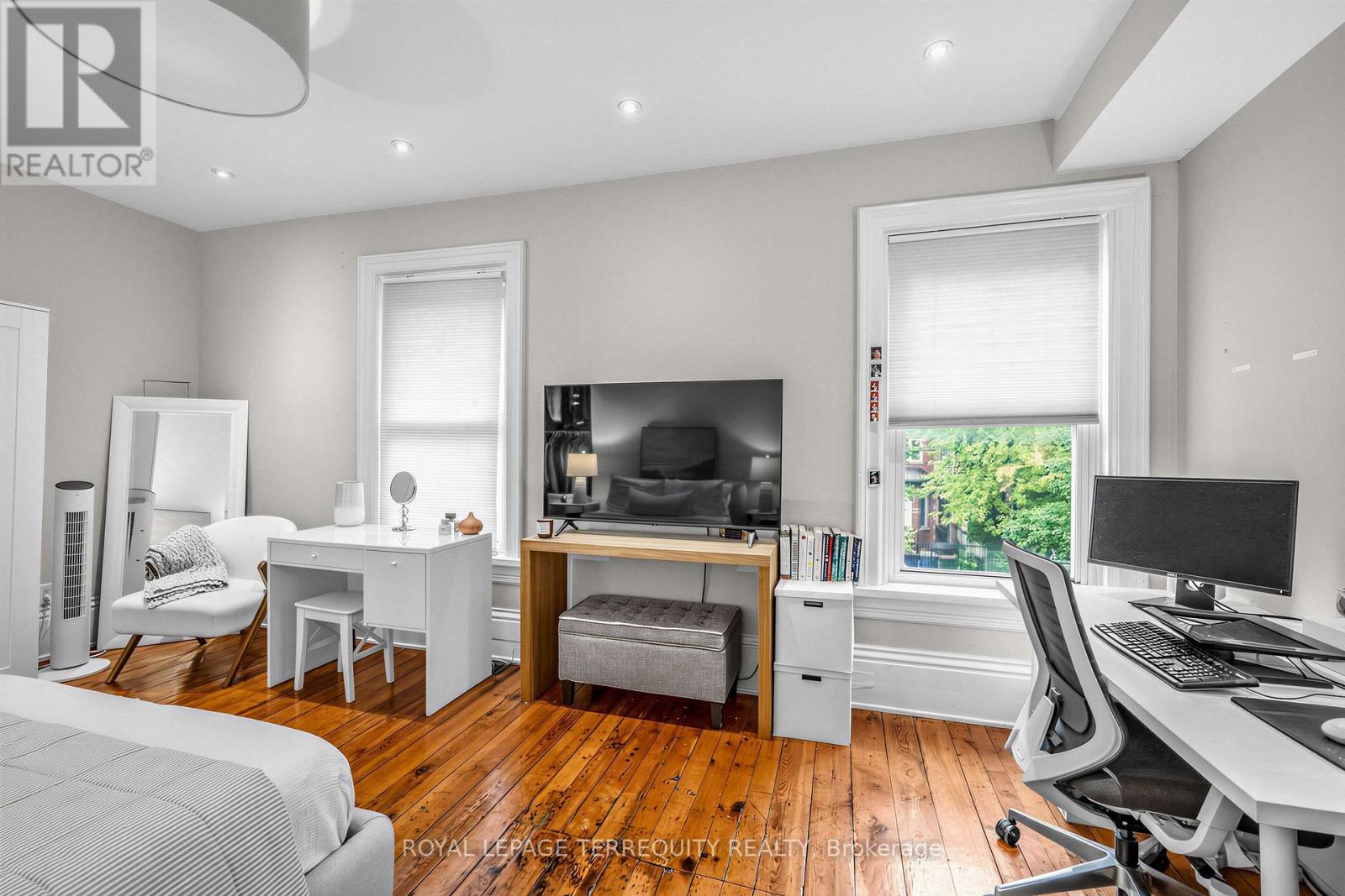 16 Fennings Street, Toronto, Ontario  M6J 3B8 - Photo 11 - C13795598