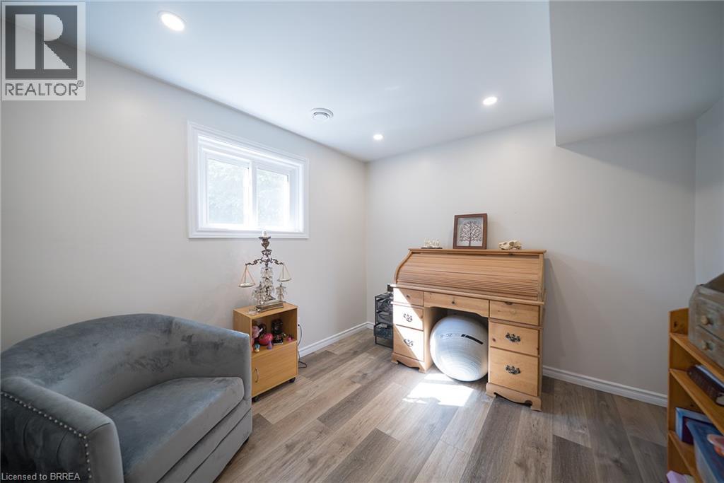 218 Mechanic Street W, Waterford, Ontario  N0E 1Y0 - Photo 23 - 40863045