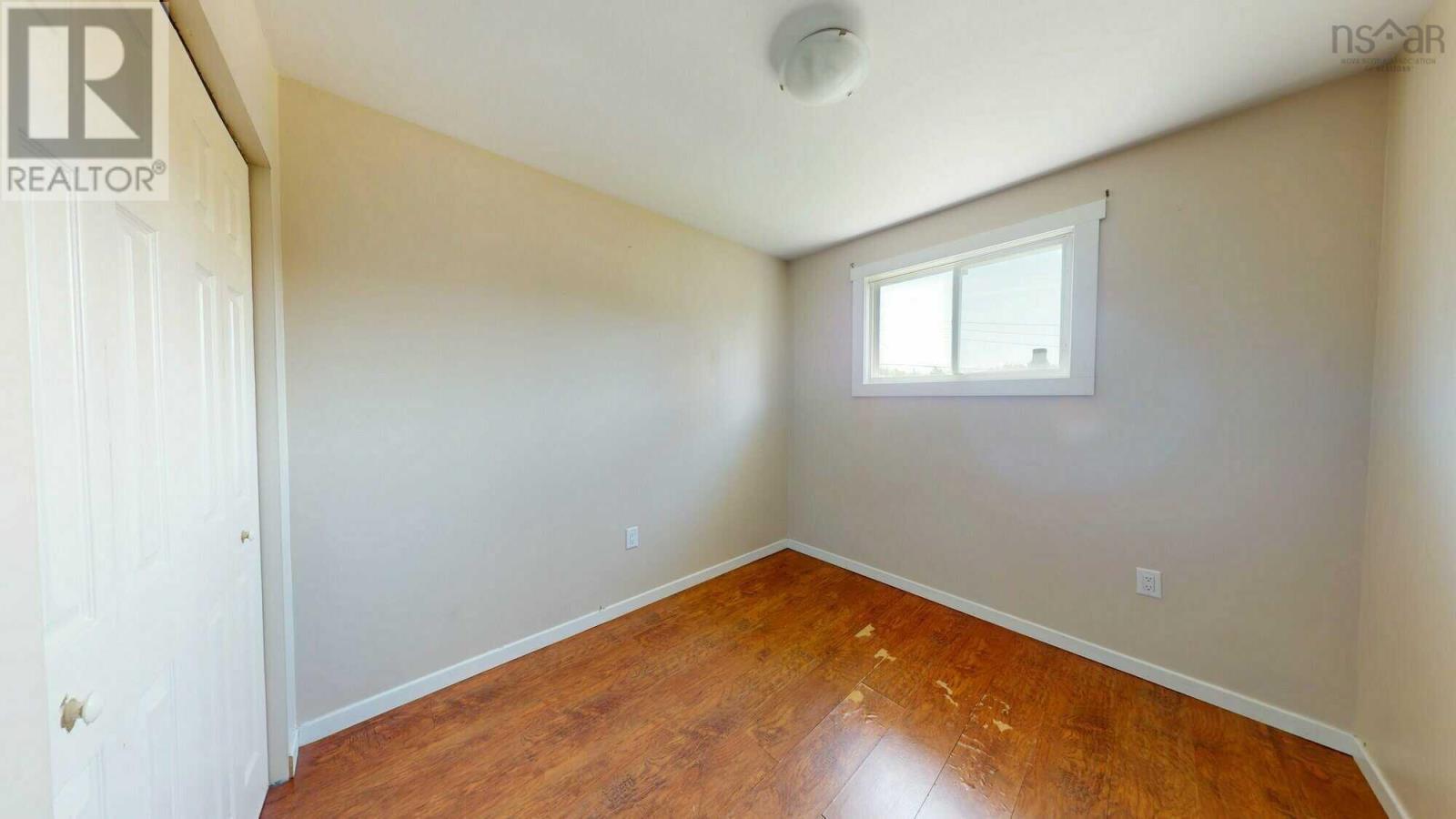 58B MacLellan Street photo 9