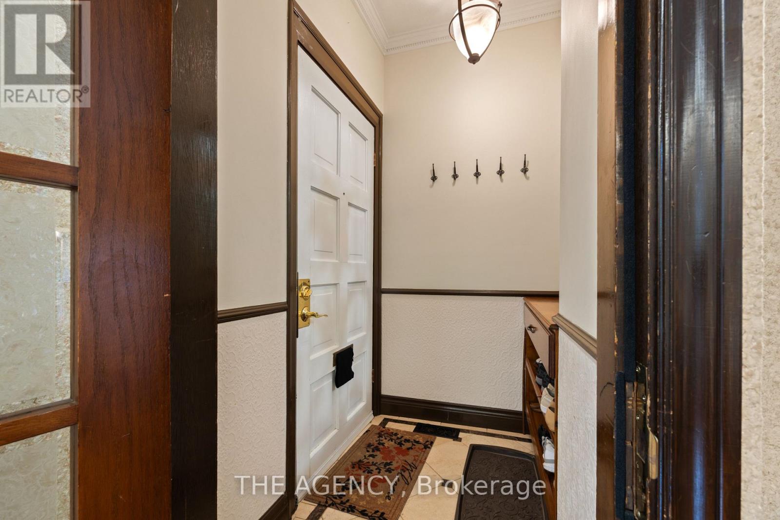 111 Seaton Street, Toronto, Ontario  M5A 2T2 - Photo 3 - C13798442