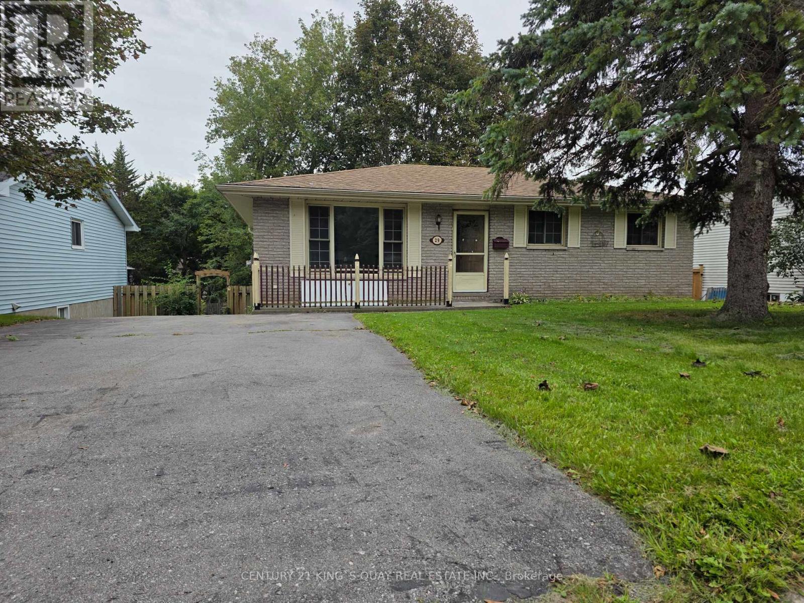 29 Van Alstine Drive, Quinte West, Ontario  K8V 6K5 - Photo 2 - X13802716