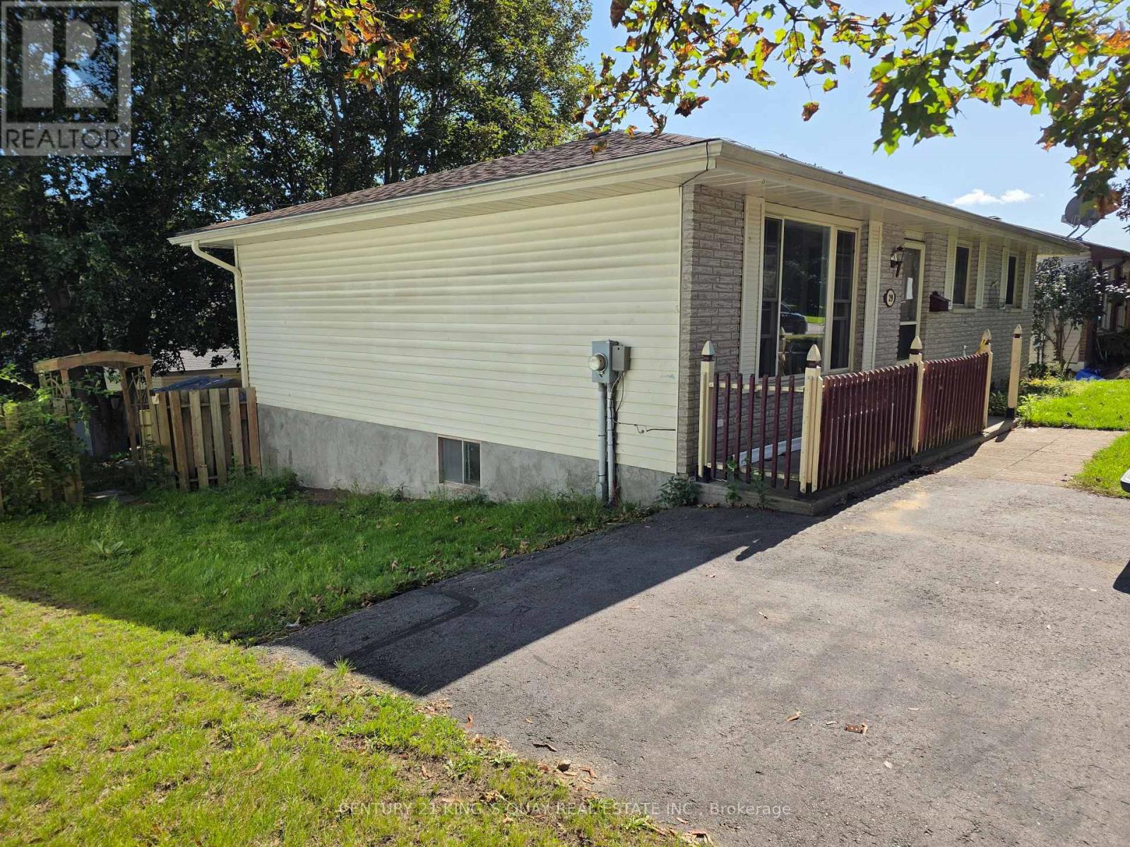 29 Van Alstine Drive, Quinte West, Ontario  K8V 6K5 - Photo 3 - X13802716