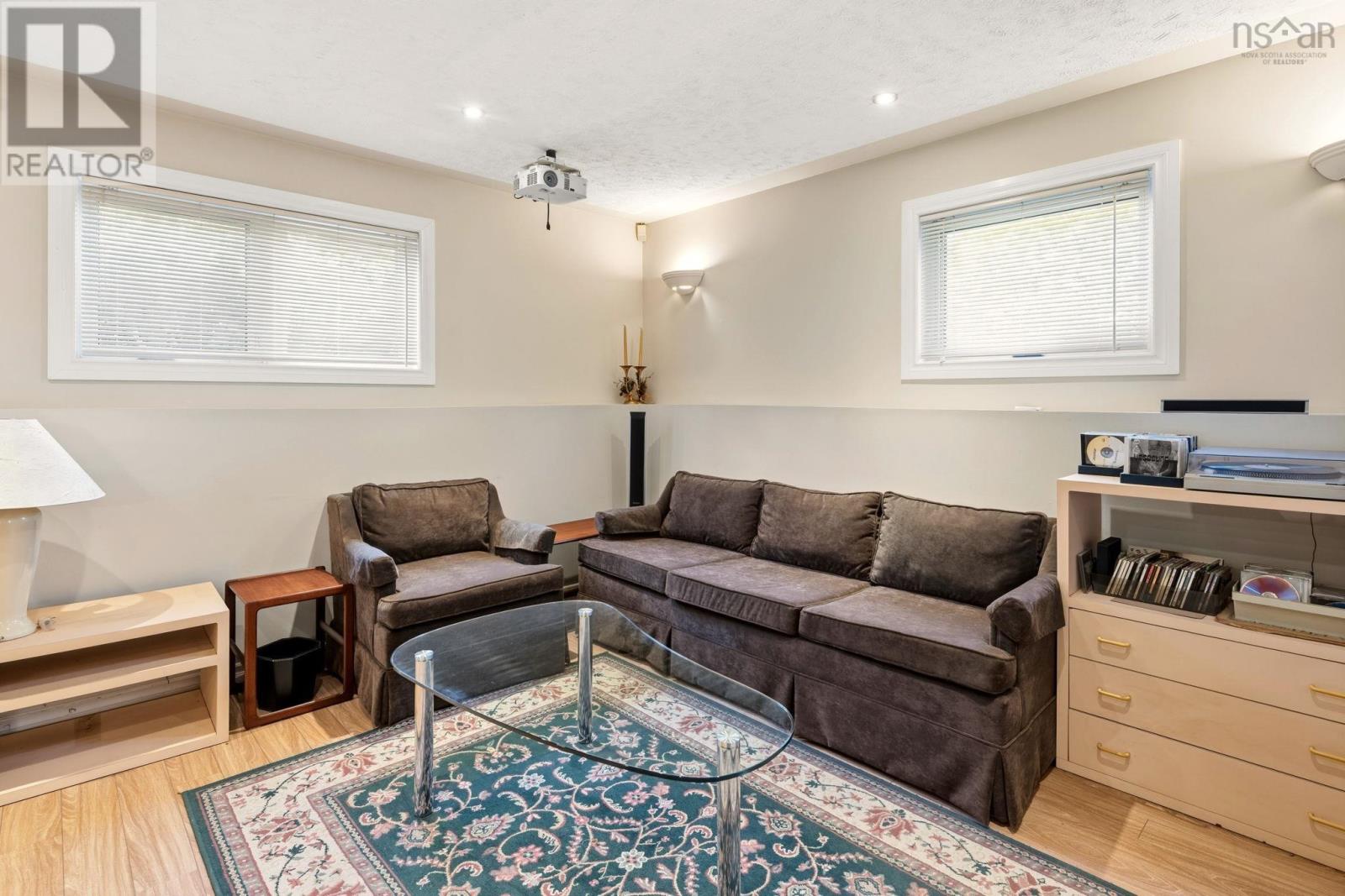 8 McCarthy Street photo 21
