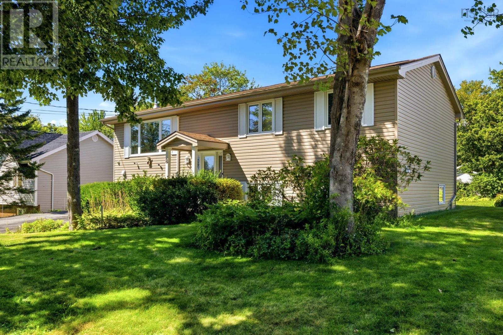 8 McCarthy Street photo 40