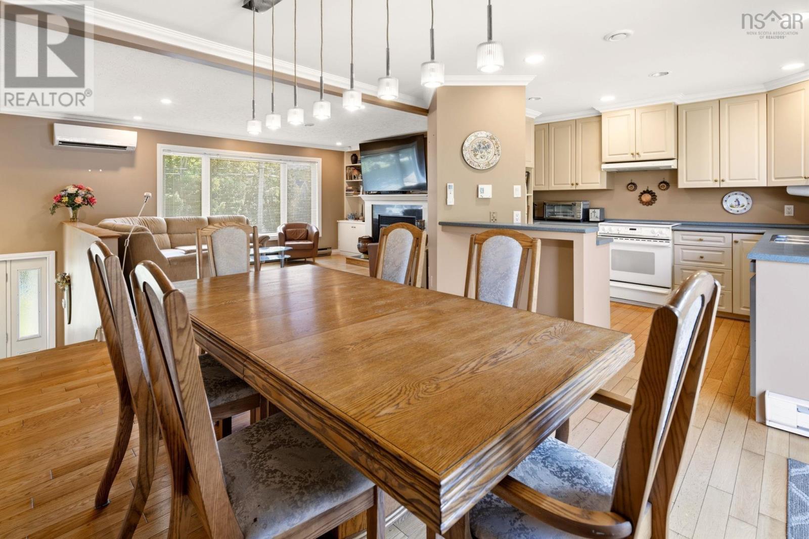 8 McCarthy Street photo 8