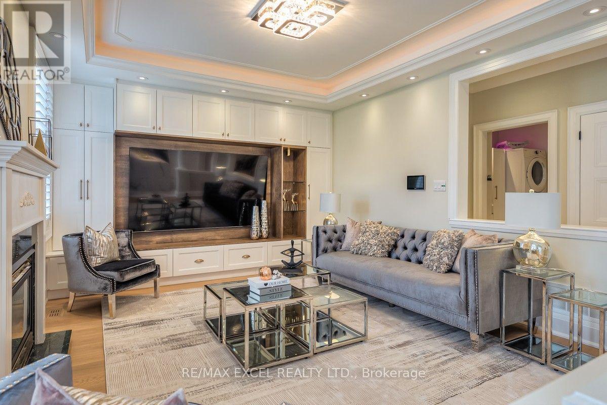 32 Grapevine Circle, Toronto, Ontario  M1X 1X5 - Photo 10 - E13798566