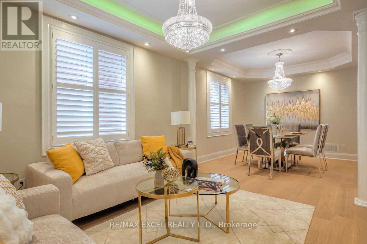 32 Grapevine Circle, Toronto, Ontario  M1X 1X5 - Photo 7 - E13798566