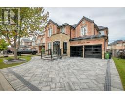32 GRAPEVINE CIRCLE, Toronto, Ontario