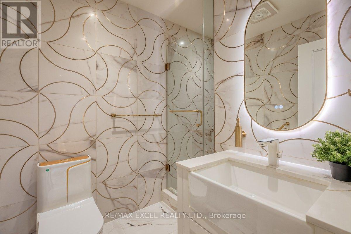 32 Grapevine Circle, Toronto, Ontario  M1X 1X5 - Photo 19 - E13798566