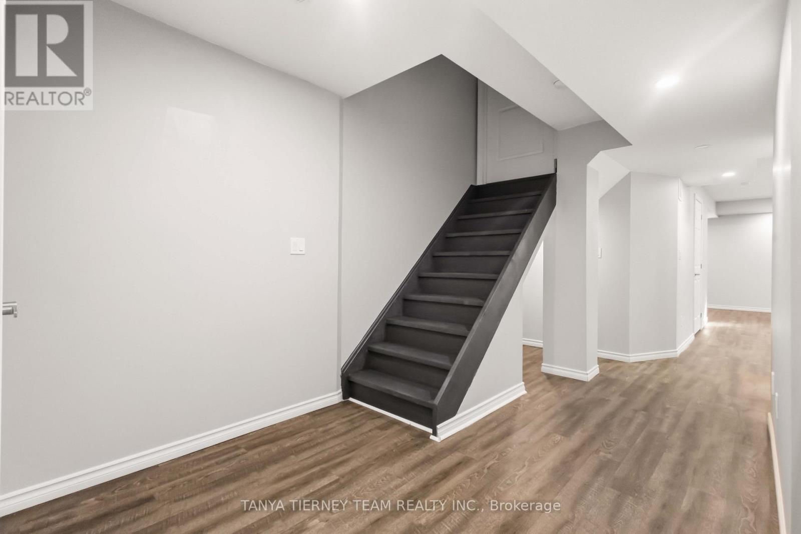 20 Lambdon Way, Whitby, Ontario  L1M 0L3 - Photo 33 - E13798606