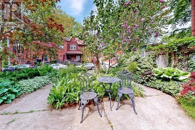 81 Tiverton Avenue, Toronto, Ontario  M4M 2M1 - Photo 7 - E13798666