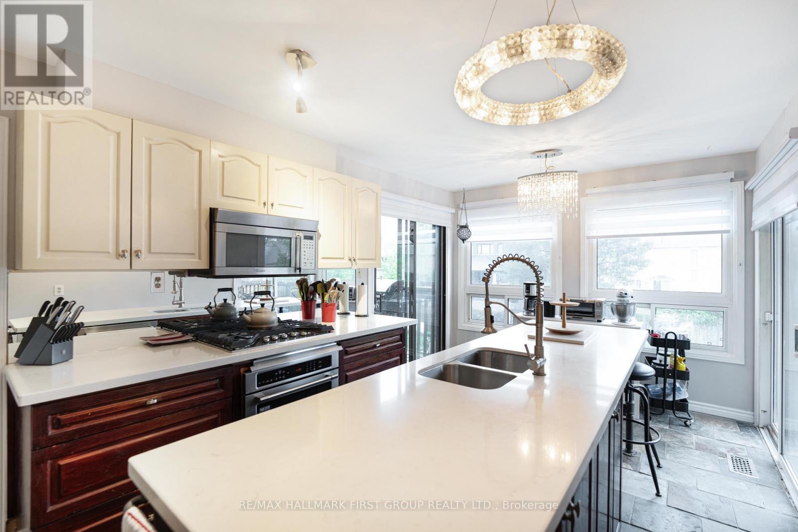1855 New Street, Pickering, Ontario  L1V 3L9 - Photo 8 - E13798616