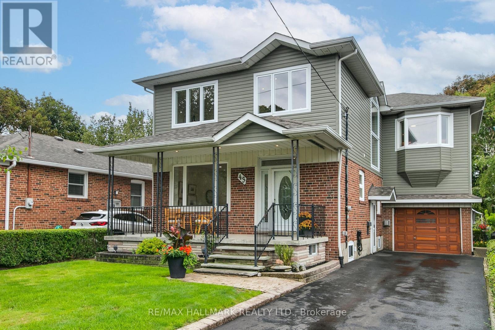 43 Ferris Road, Toronto, Ontario  M4B 1G2 - Photo 2 - E13798734