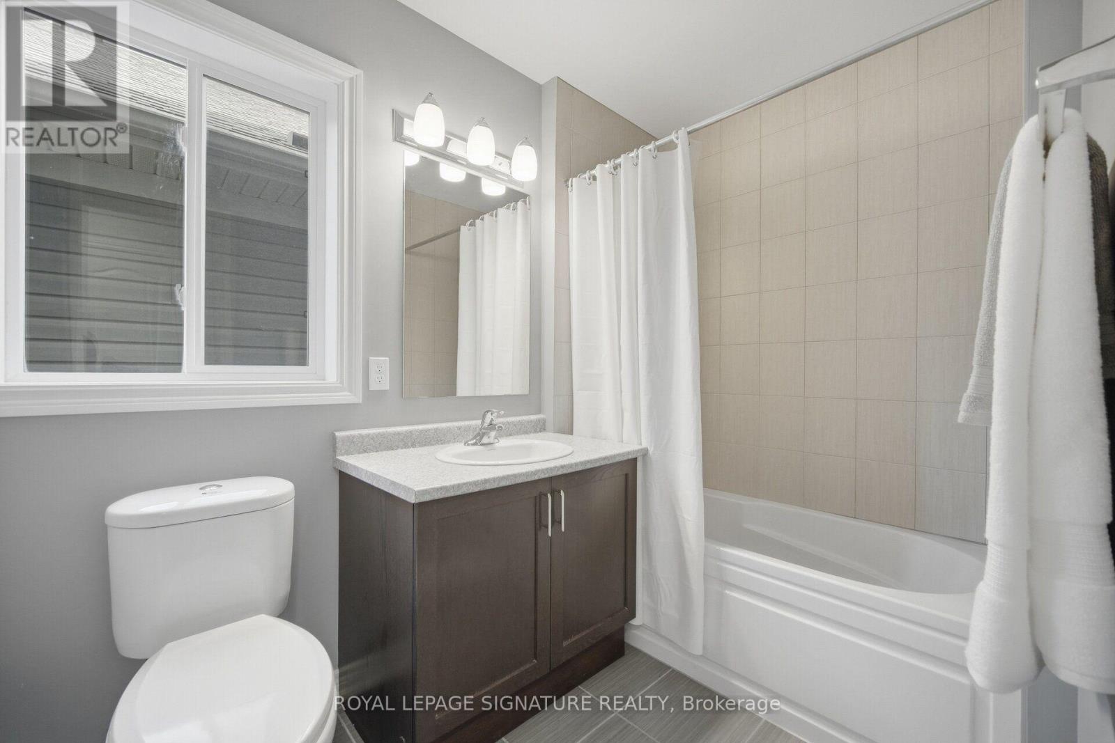 2323 Steeplechase Street, Oshawa, Ontario  L1L 0C8 - Photo 36 - E13801762