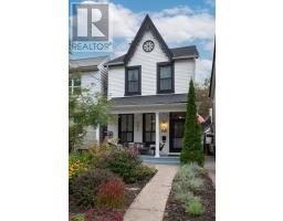 68 OSBORNE AVENUE, Toronto, Ontario