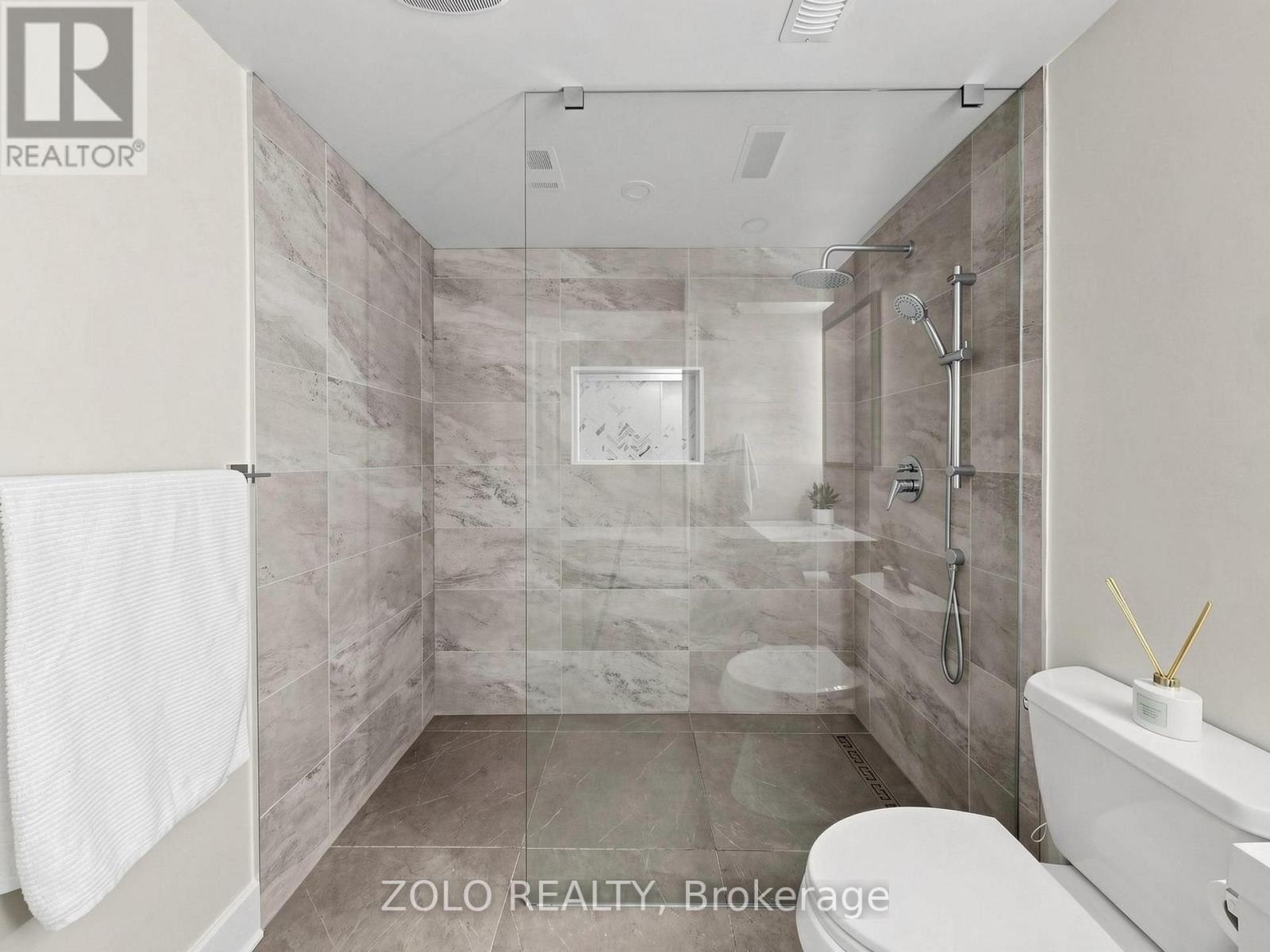 247 Summeridge Drive, Vaughan, Ontario  L4J 8R7 - Photo 37 - N13796828