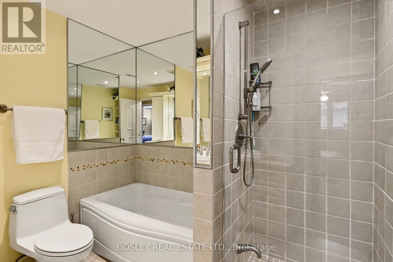 69 Fairway Drive, Aurora, Ontario  L4G 2H3 - Photo 28 - N13798432