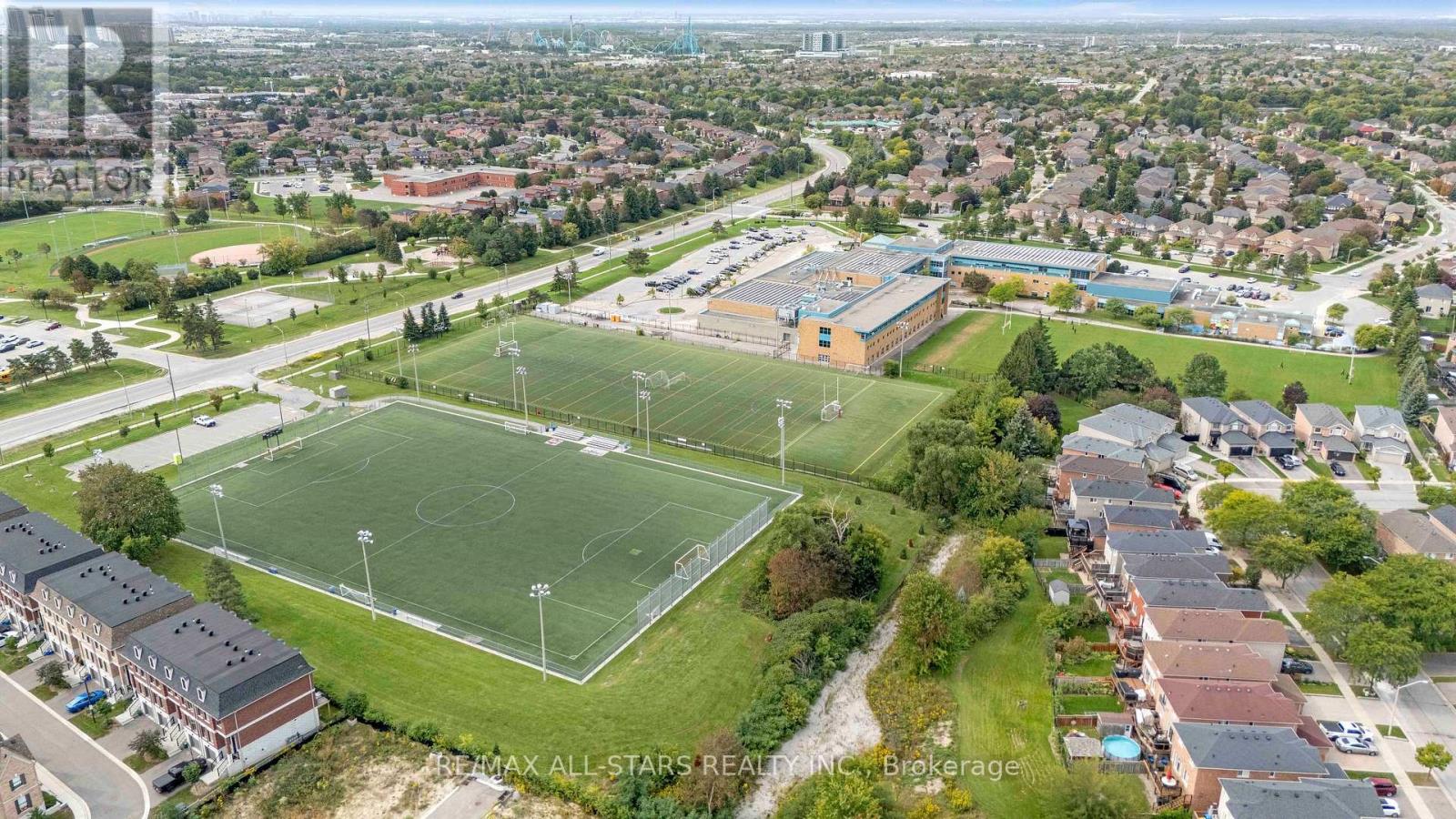 93 Arco Circle, Vaughan, Ontario  L6A 3Z6 - Photo 46 - N13797418