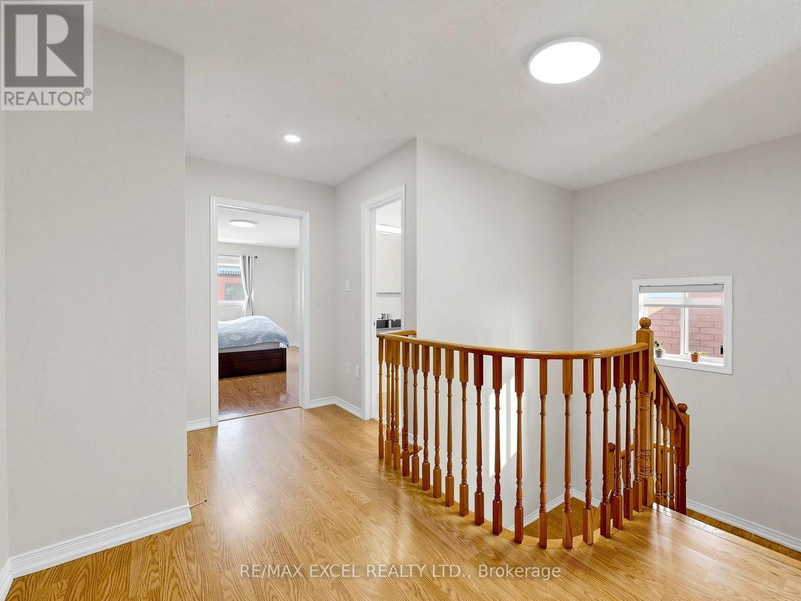 6 Barr Crescent, Aurora, Ontario  L4G 0B8 - Photo 15 - N13798372