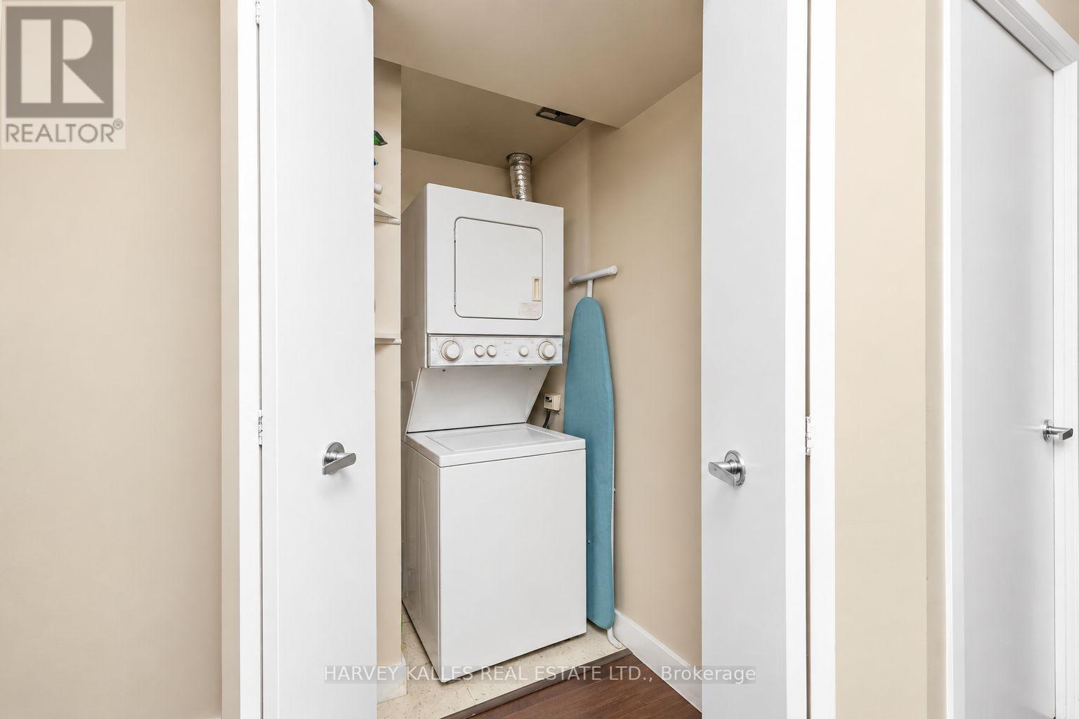 2803 - 373 Front Street W, Toronto, Ontario  M5V 3R7 - Photo 19 - C13792858