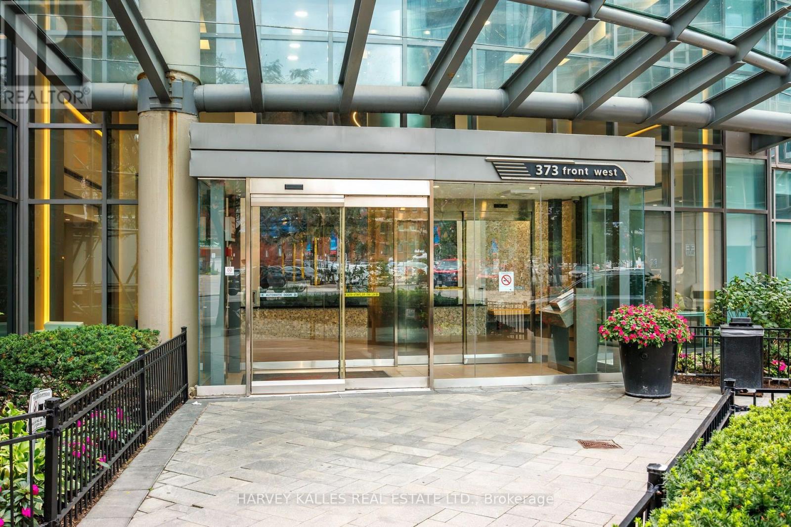 2803 - 373 Front Street W, Toronto, Ontario  M5V 3R7 - Photo 2 - C13792858