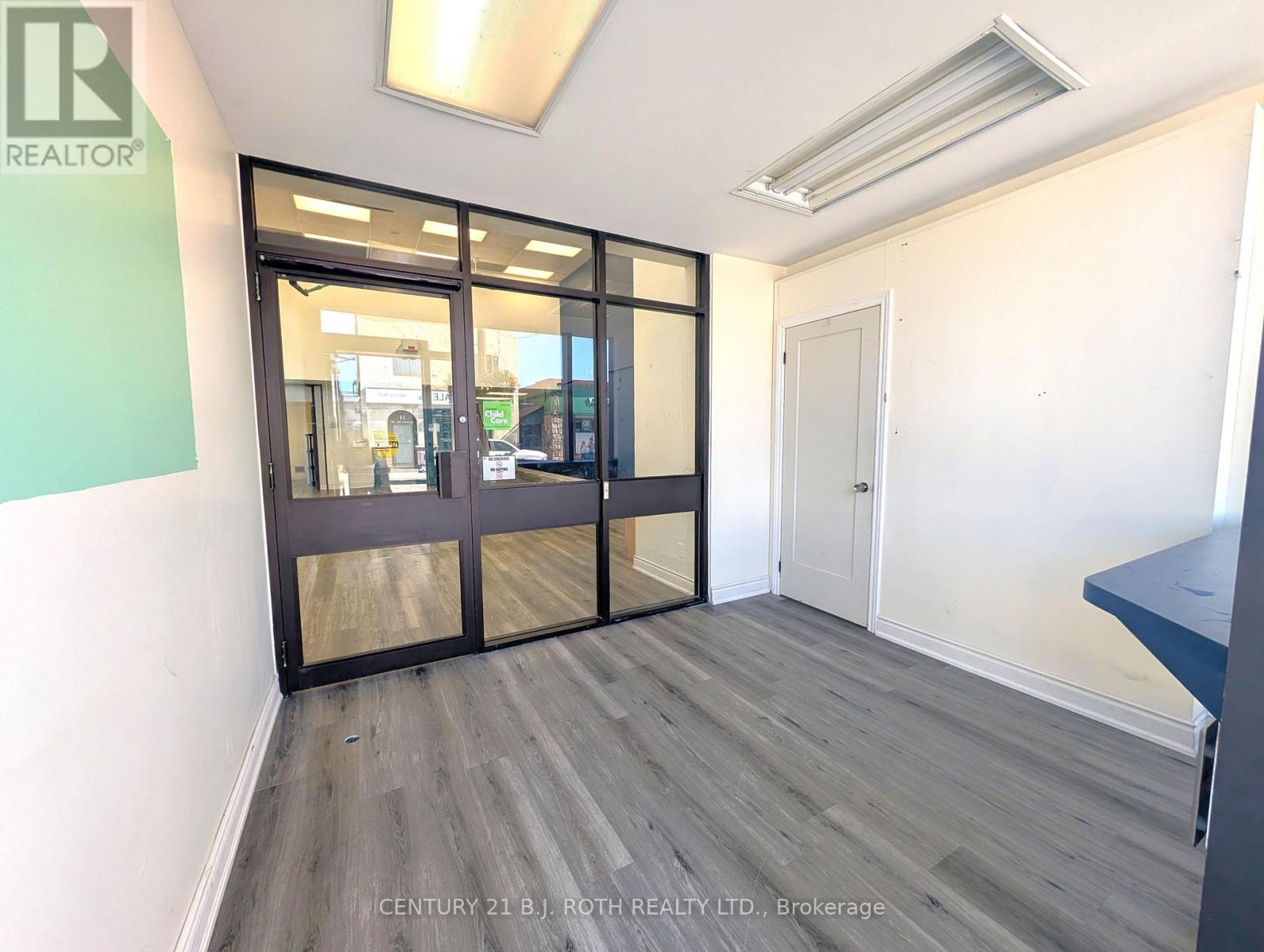 7 Queen Street W, Springwater, Ontario  L0L 1P0 - Photo 7 - S13798428