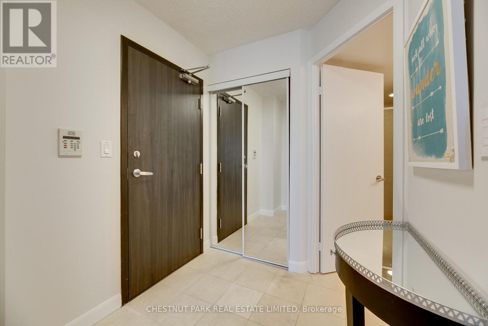 3003 - 210 Victoria Street, Toronto, Ontario  M5B 2R3 - Photo 2 - C13798394