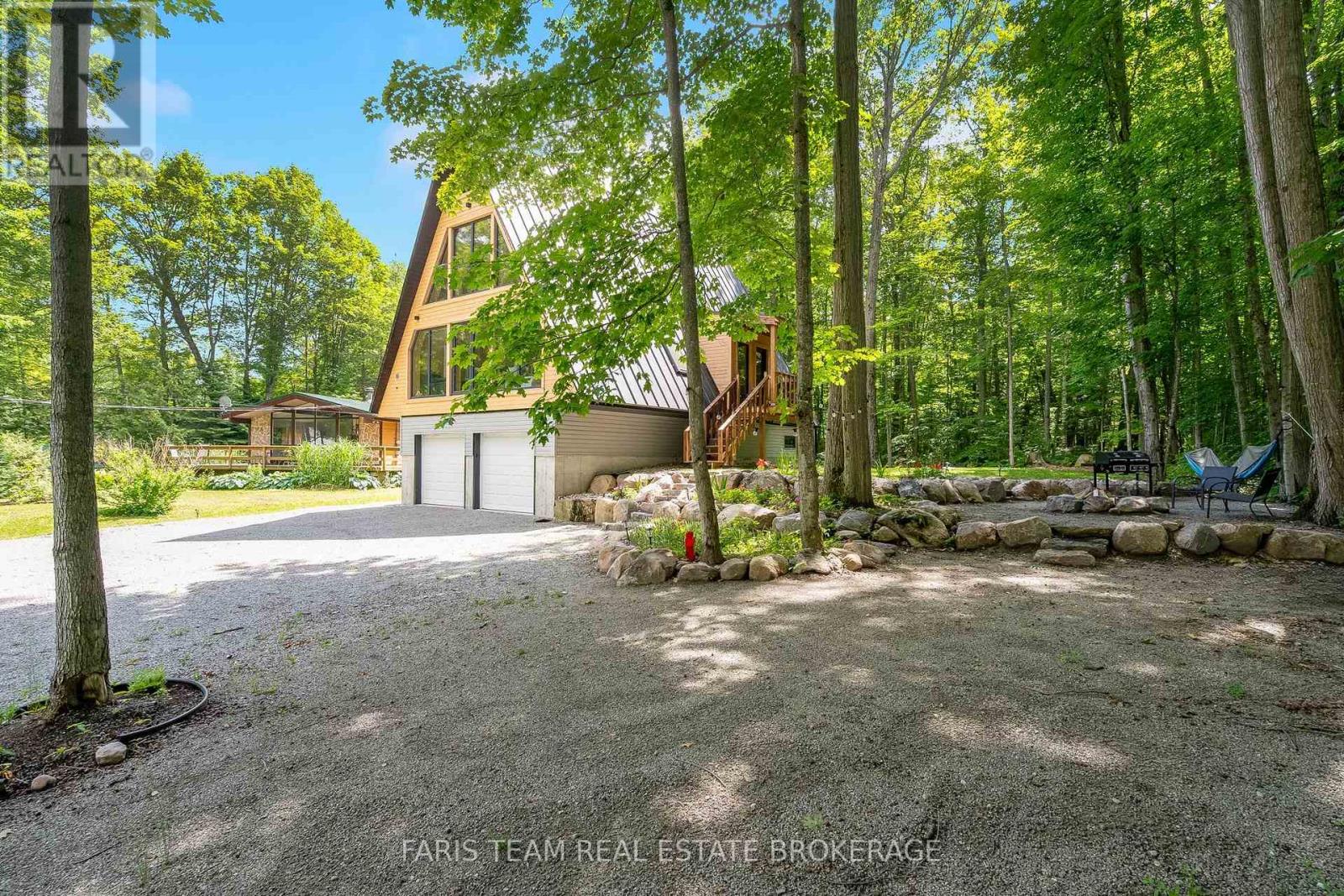 1490 Champlain Road, Tiny, Ontario  L9M 0C1 - Photo 25 - S13798730