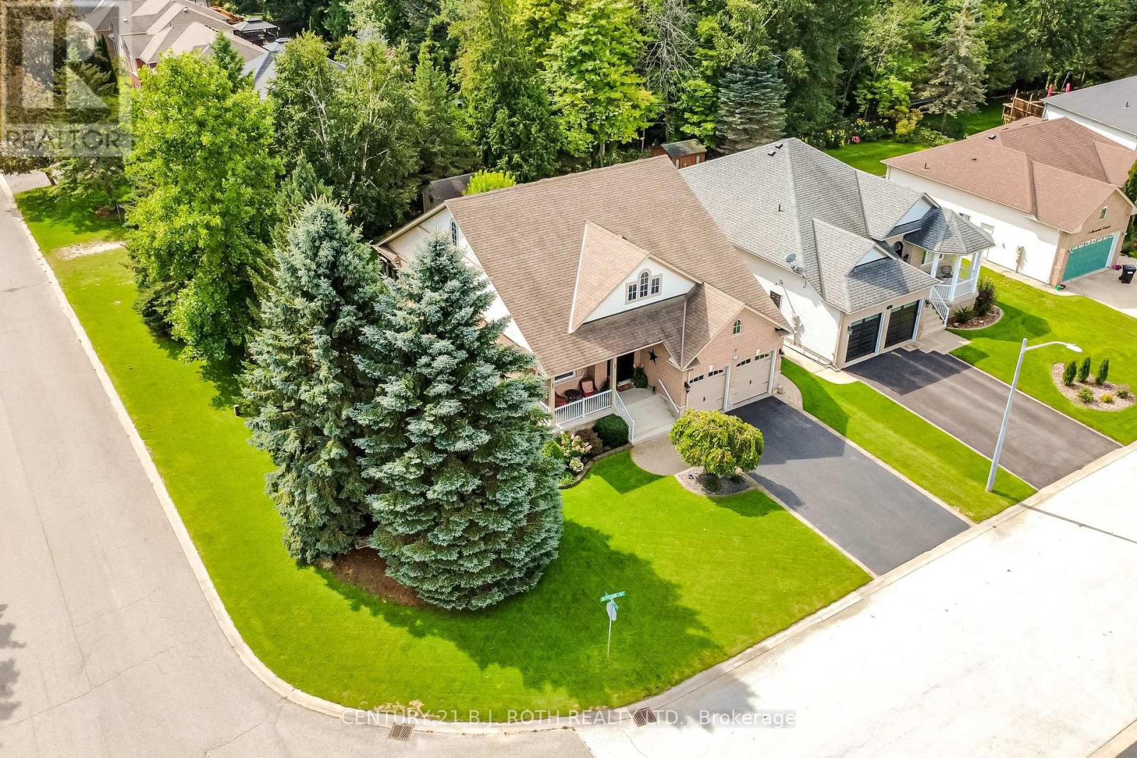 1 Silversands Crescent, Wasaga Beach, Ontario  L9Z 1P7 - Photo 3 - S13798698