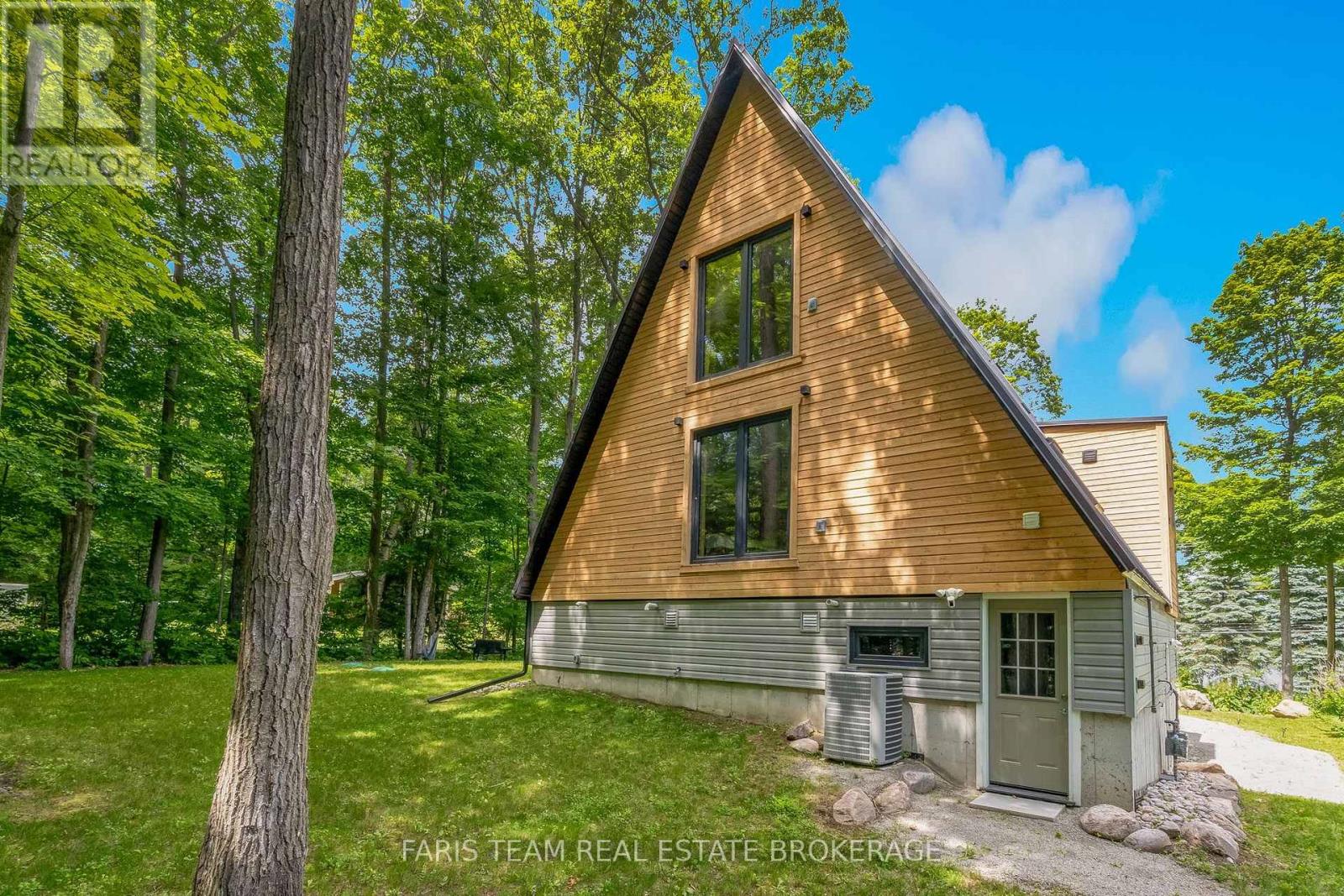 1490 Champlain Road, Tiny, Ontario  L9M 0C1 - Photo 29 - S13798730
