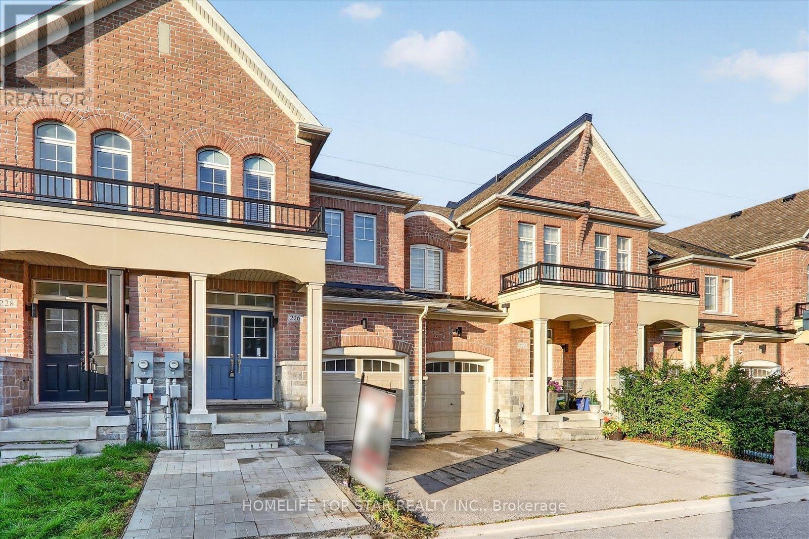 226 Bennett Street, Newmarket, Ontario  L3X 0M1 - Photo 2 - N13798706