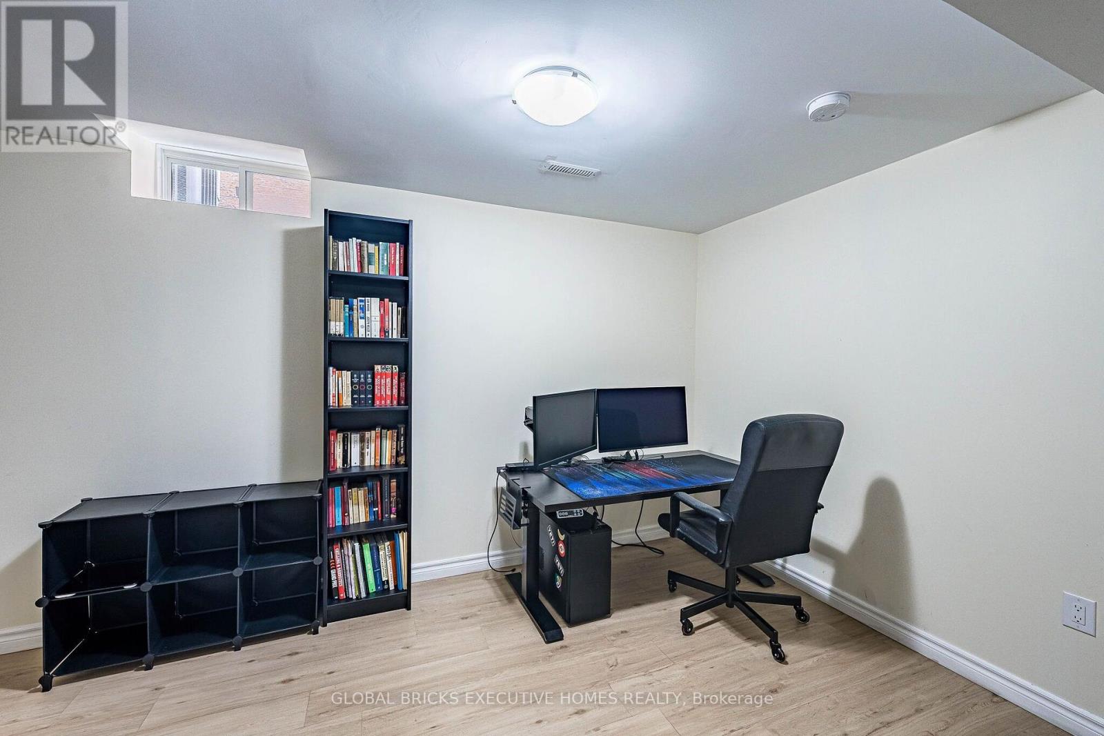 6348 Newcombe Drive, Mississauga, Ontario  L5V 2G5 - Photo 39 - W13792128