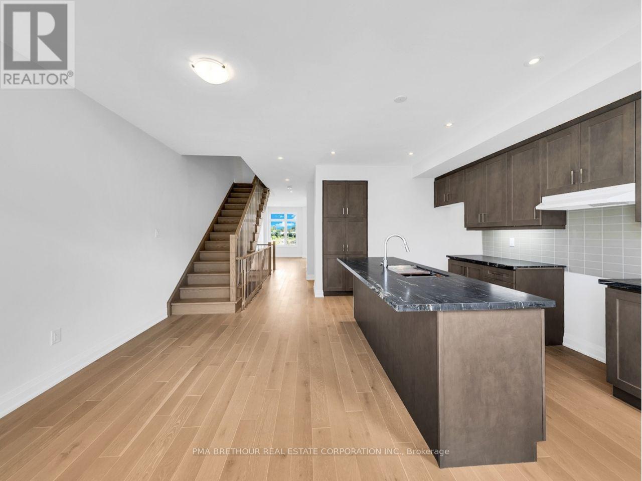 19 Lounts Lane, Markham, Ontario  L6B 1R9 - Photo 6 - N13798768