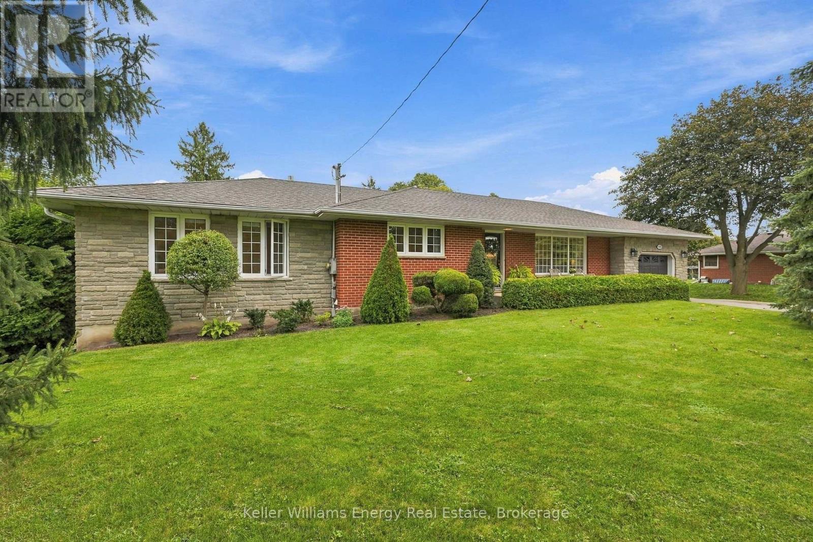 440 CONLIN ROAD E, Oshawa, Ontario