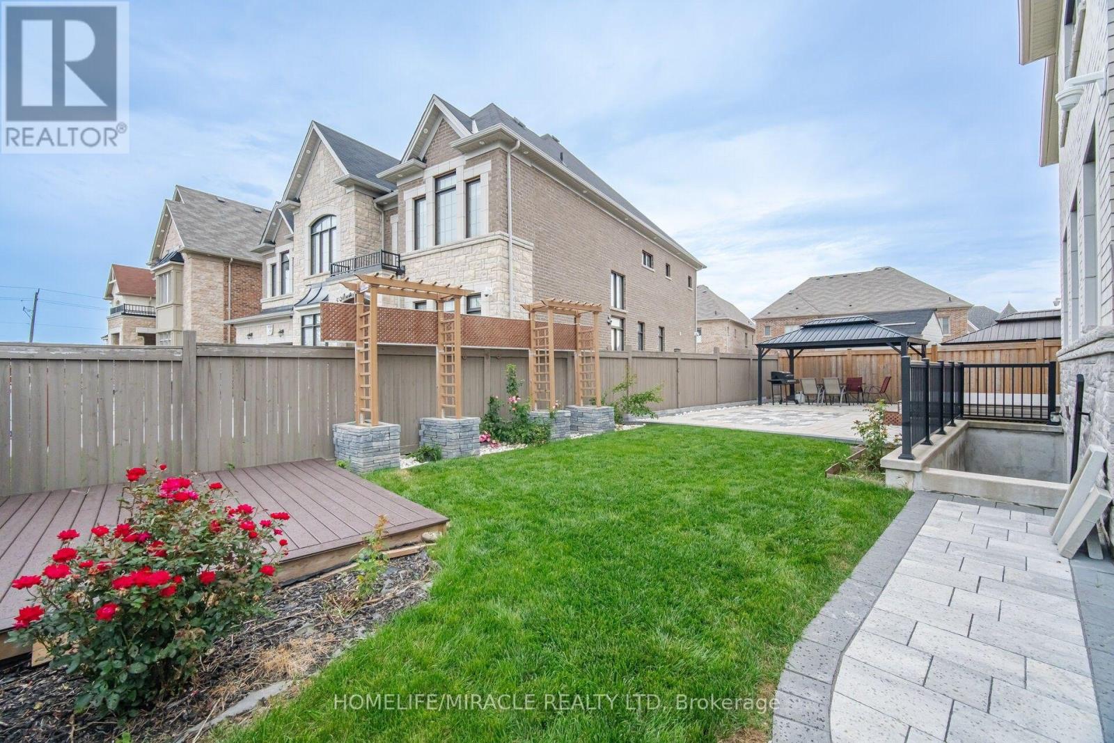 7 Anatolia Street, Brampton, Ontario  L6P 4L3 - Photo 39 - W13796104