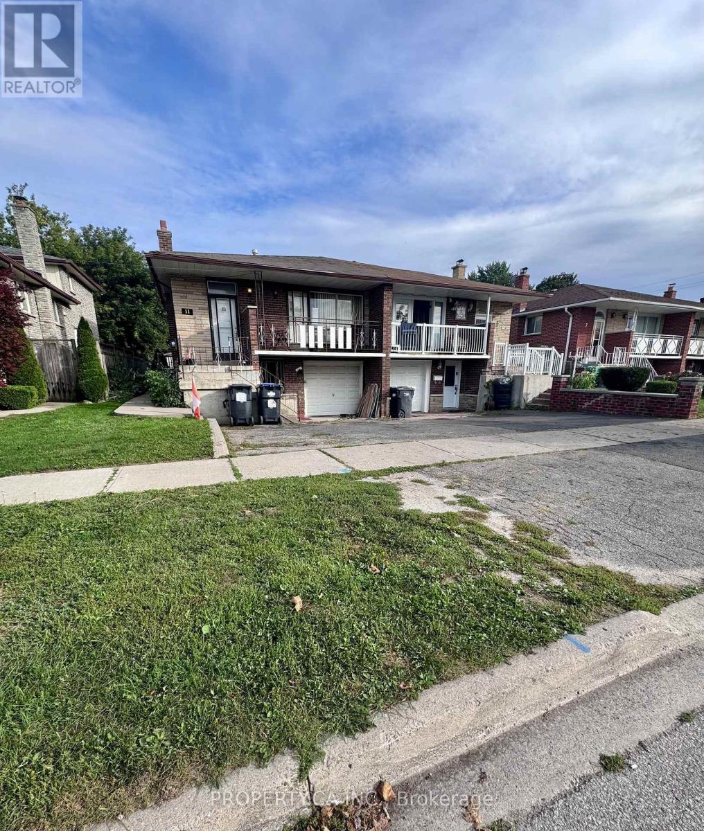 11 Nancy Mccredie Drive, Brampton, Ontario  L6X 2N4 - Photo 3 - W13785092