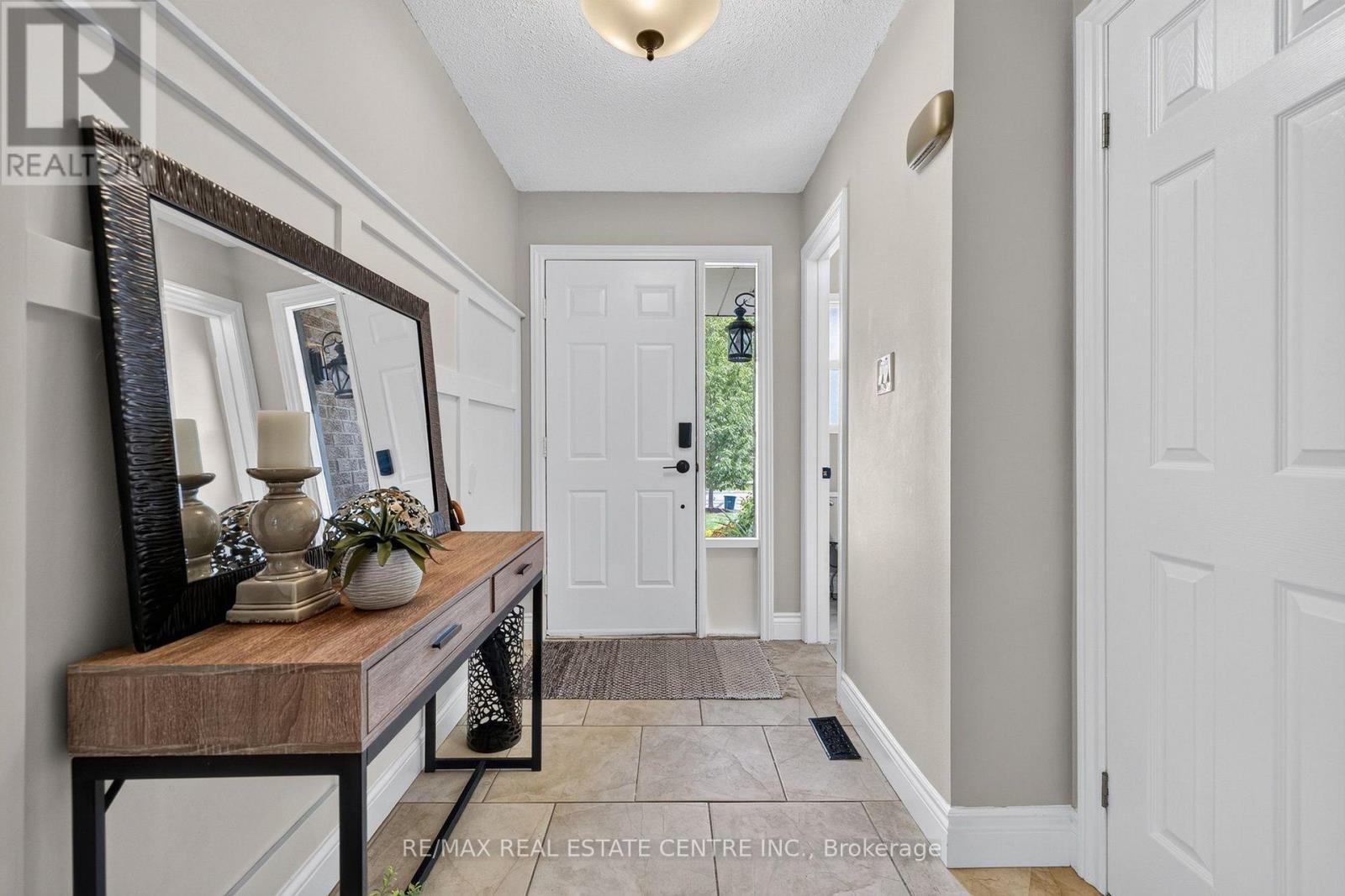 482 Vanier Drive, Milton, Ontario  L9T 4T4 - Photo 6 - W13797392