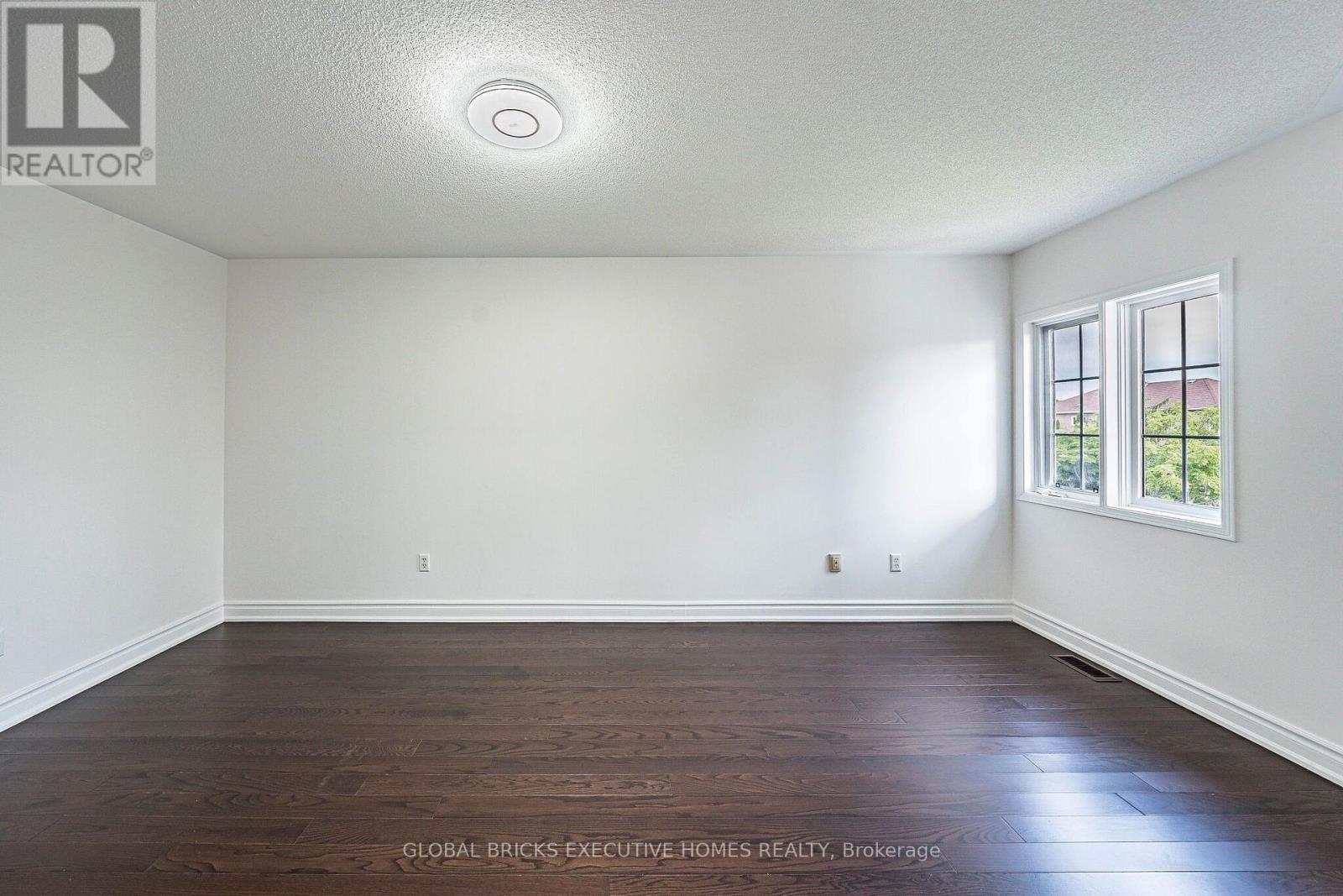 6348 Newcombe Drive, Mississauga, Ontario  L5V 2G5 - Photo 27 - W13792128