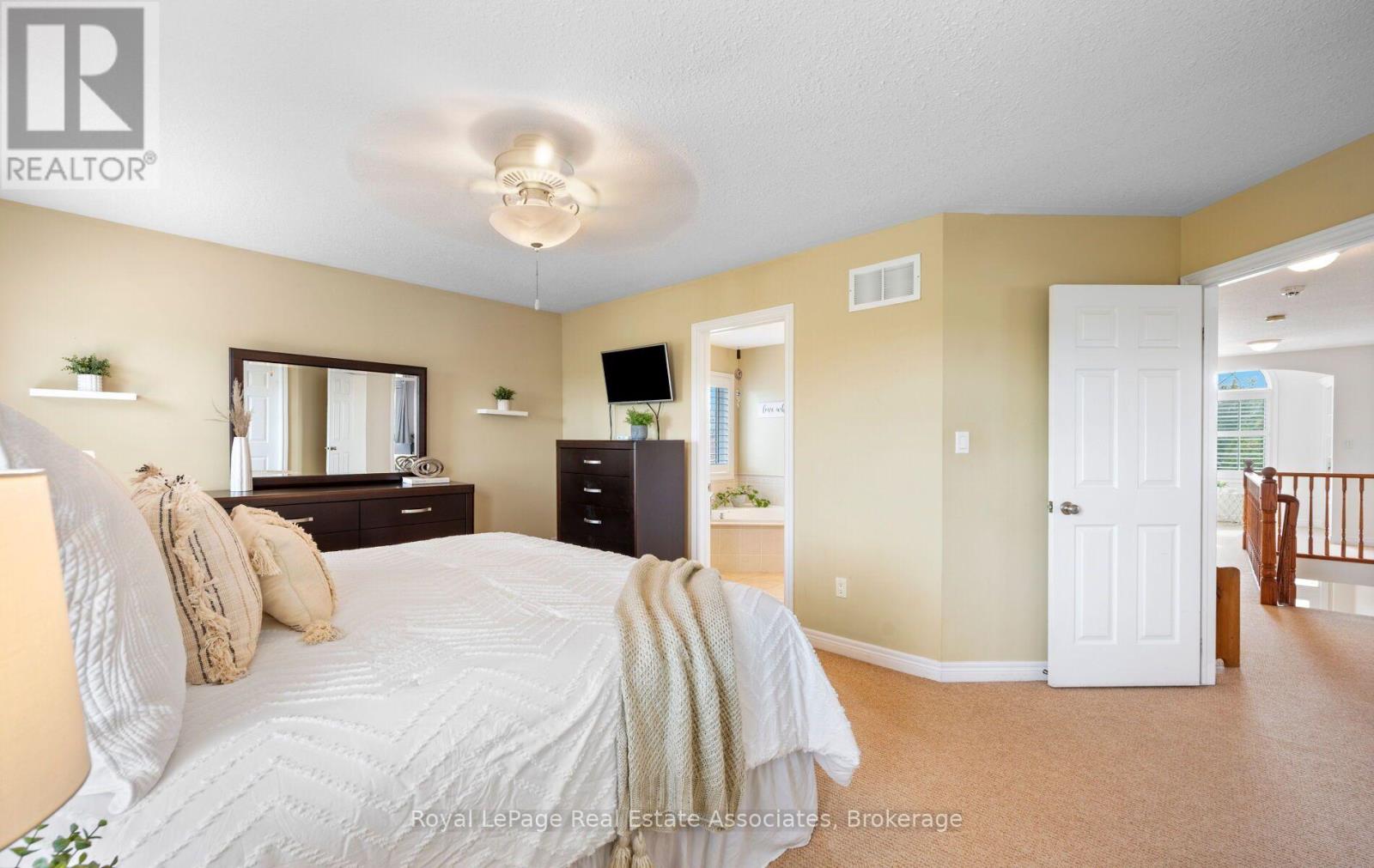 17 Nelles Street, Halton Hills, Ontario  L7J 2Y7 - Photo 30 - W13797958