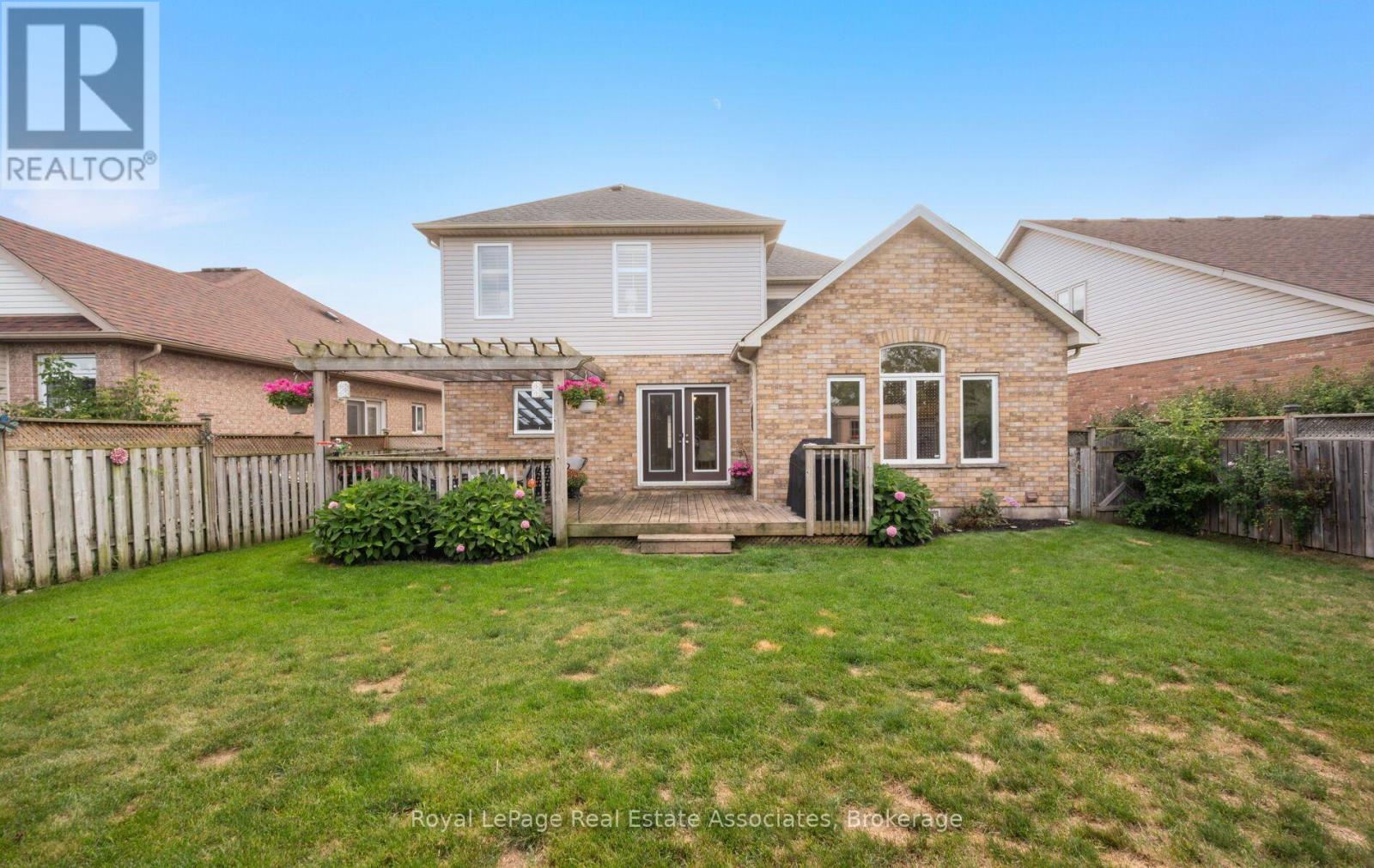 17 Nelles Street, Halton Hills, Ontario  L7J 2Y7 - Photo 47 - W13797958