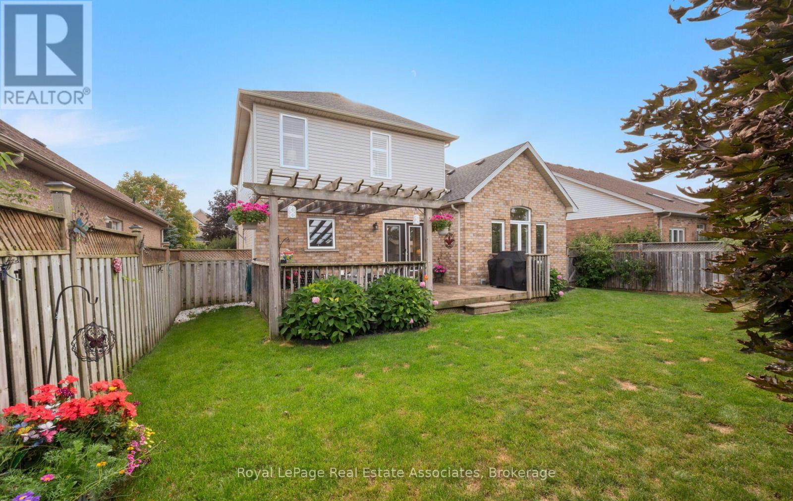 17 Nelles Street, Halton Hills, Ontario  L7J 2Y7 - Photo 49 - W13797958