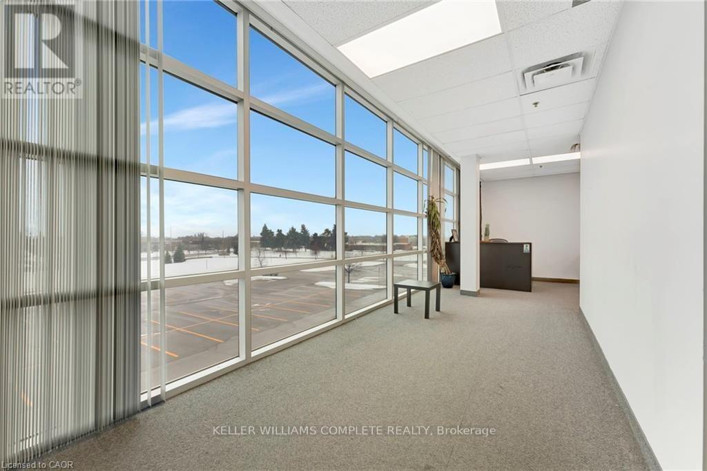 2189 SPEERS ROAD, Oakville, Ontario