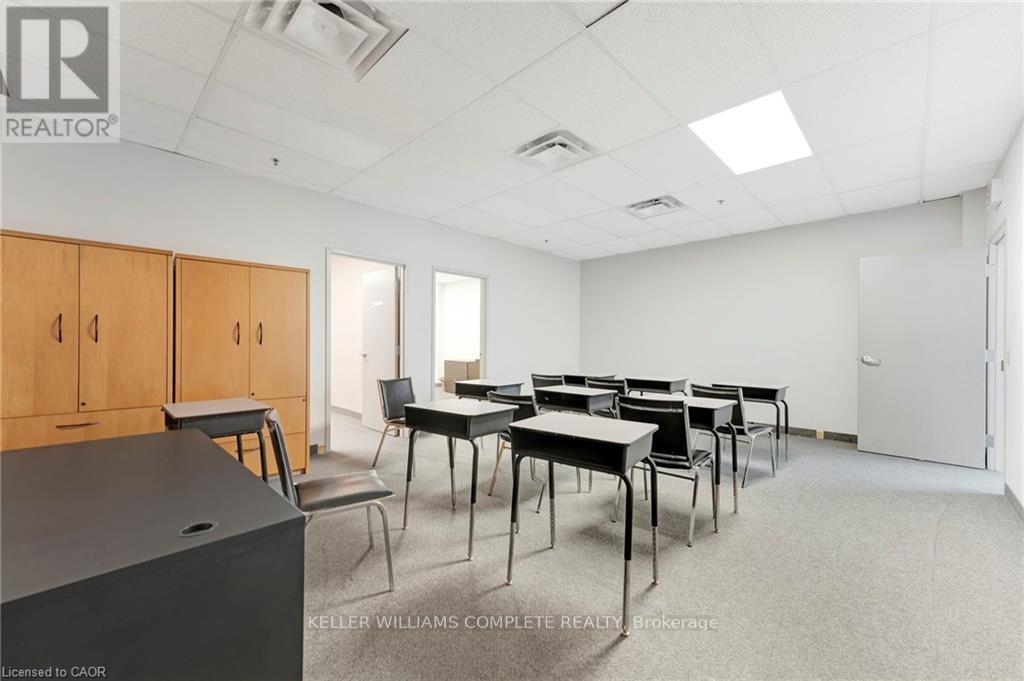 2189 Speers Road, Oakville, Ontario  L6L 2X9 - Photo 10 - W13798348