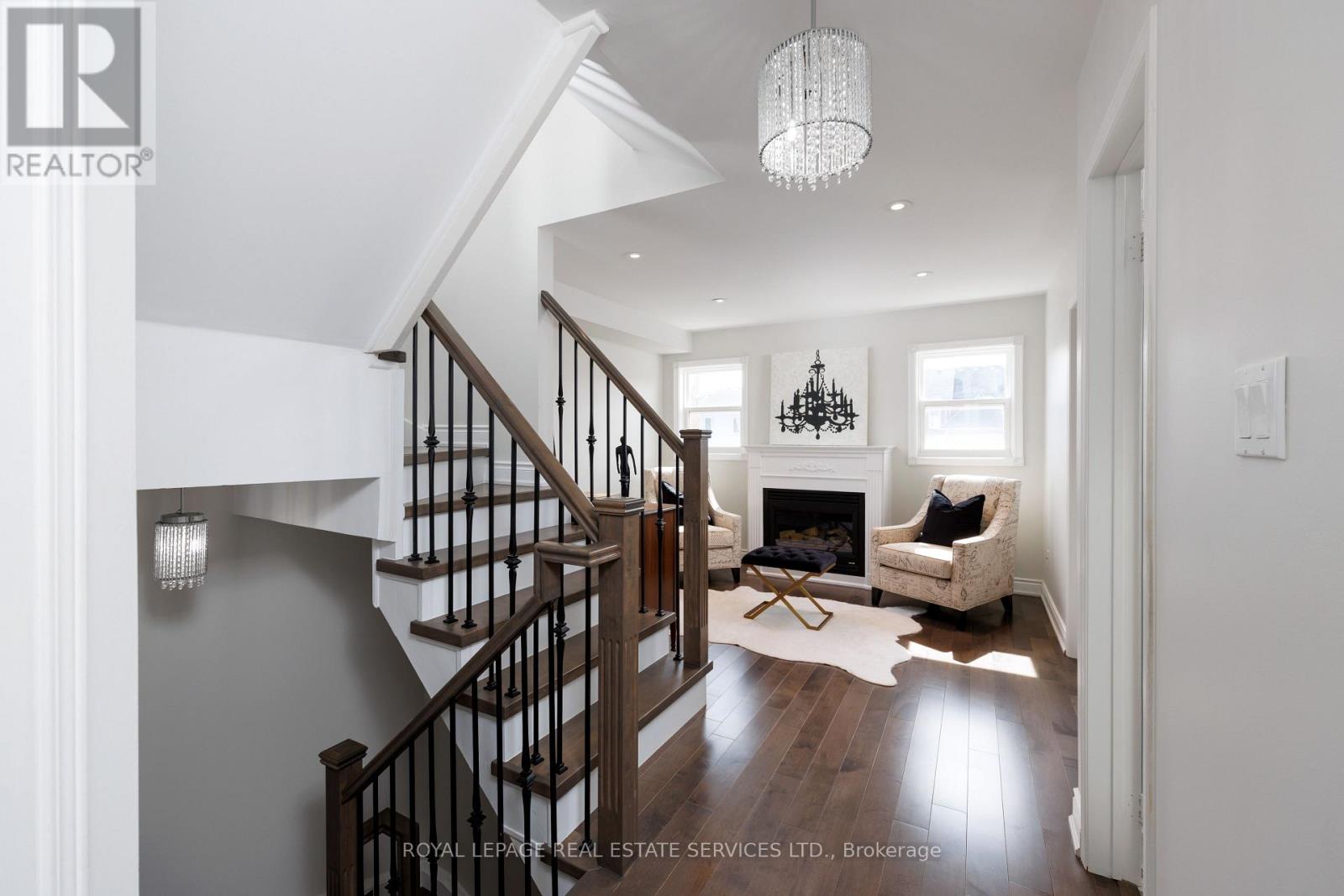 184 Gatwick Drive, Oakville, Ontario  L6H 6N1 - Photo 15 - W13768354