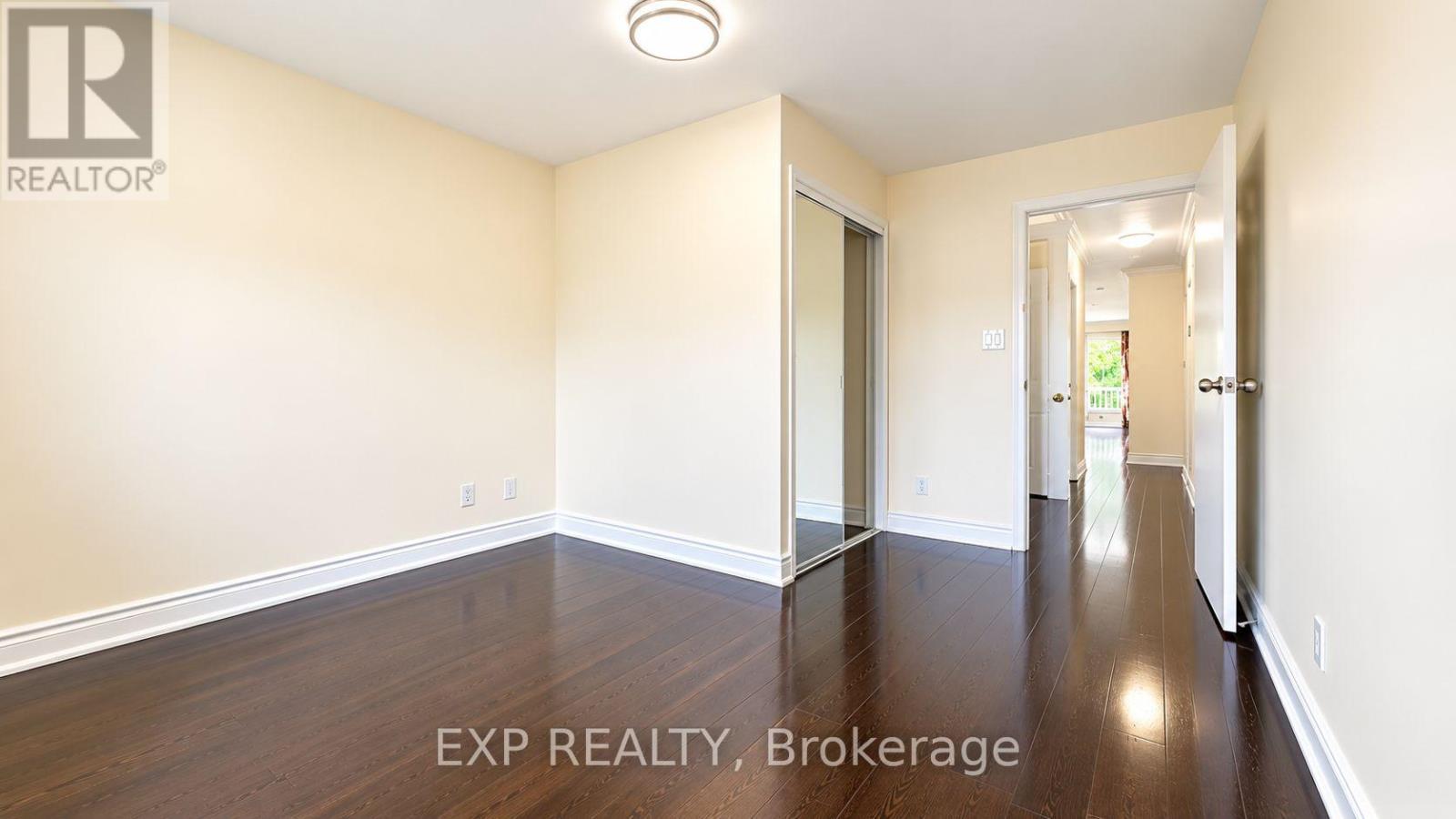 3425 Laddie Crescent, Mississauga, Ontario  L4T 1N2 - Photo 19 - W13798338