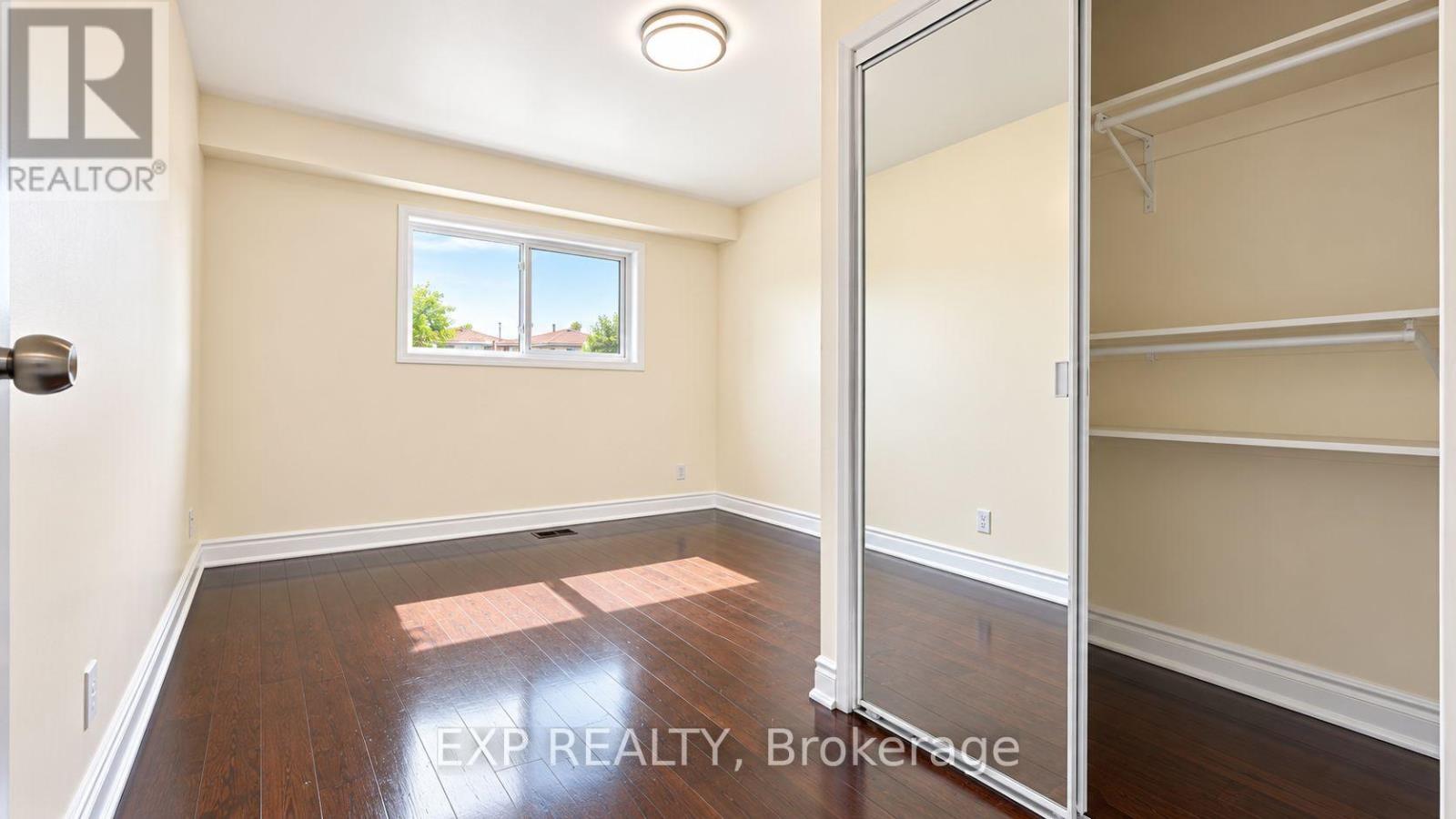 3425 Laddie Crescent, Mississauga, Ontario  L4T 1N2 - Photo 20 - W13798338